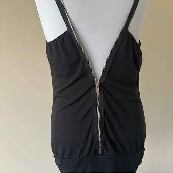 Miley Cyrus & Max Azria Black Draped Front Tank Top with Zipper Back - Size M - Picture 2 of 6